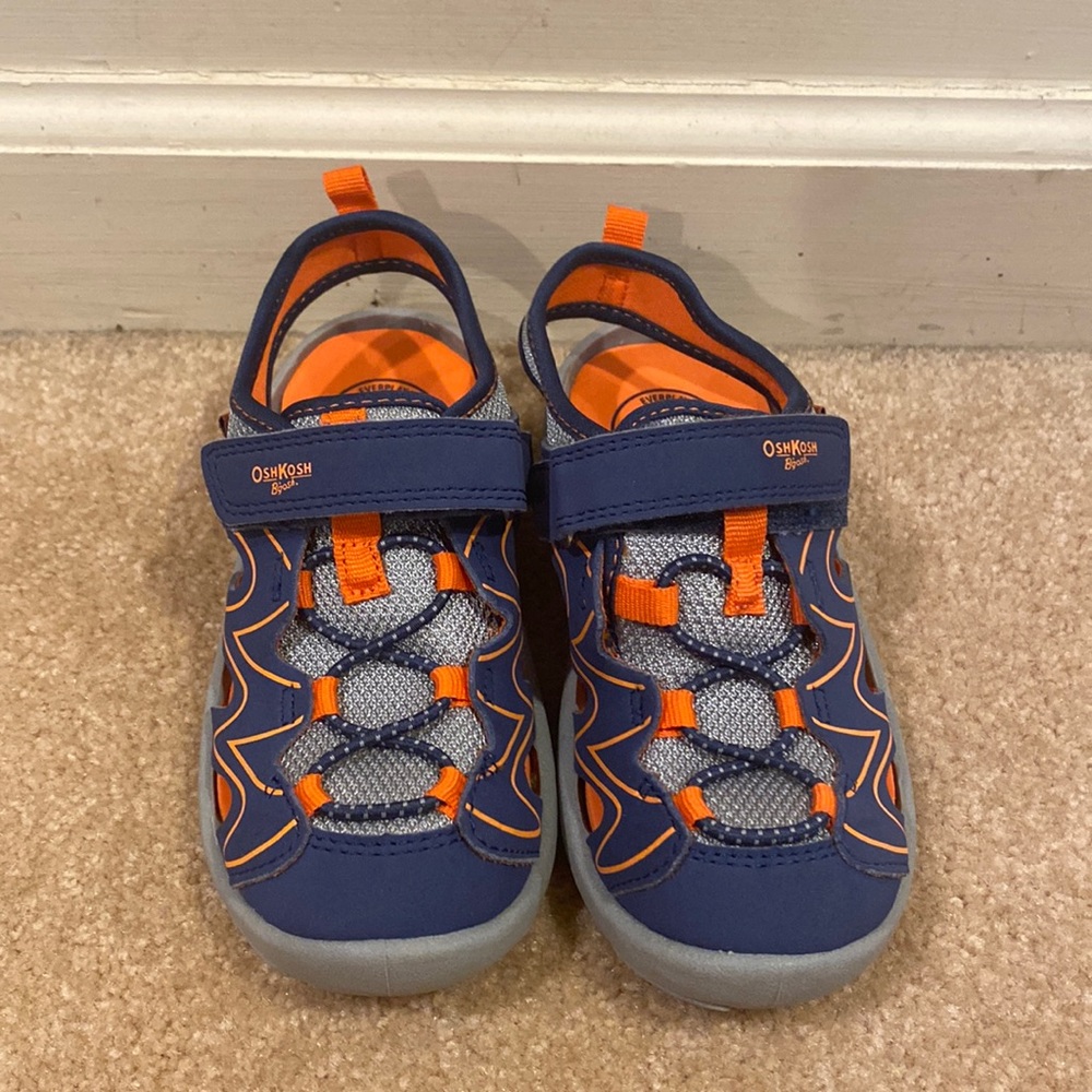 Little boys sandal/sneakers